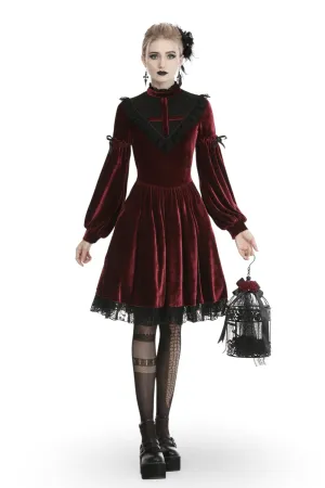 Elegant Velvet Gothic Dress with Lace Detail - Victorian Romance